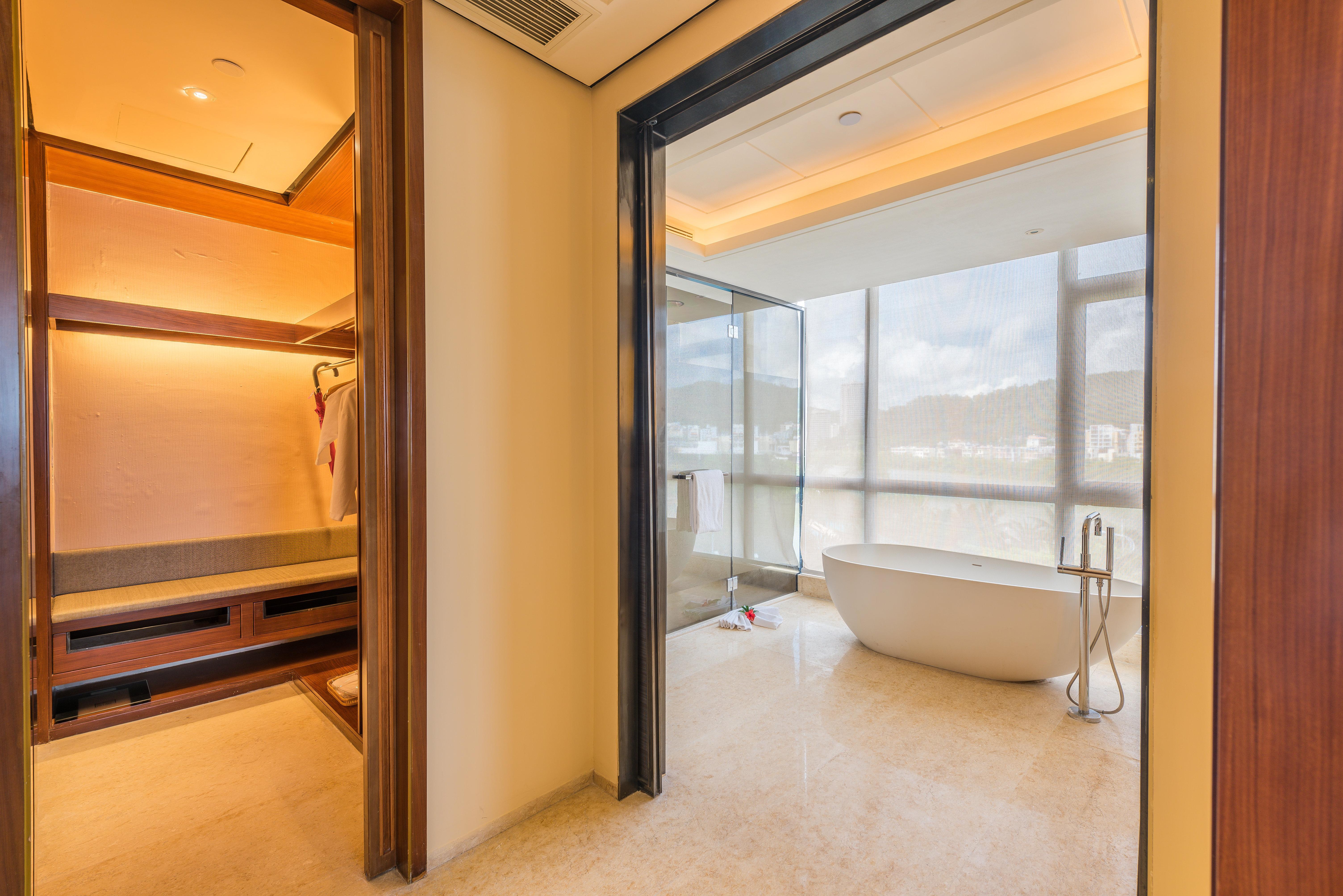 Crowne Plaza Sanya City Center By Ihg Exterior photo